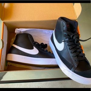 Nike Blazer Mid’77